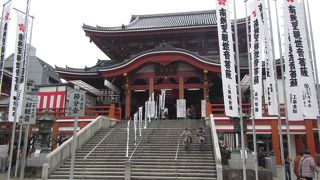 大須商店街の中心