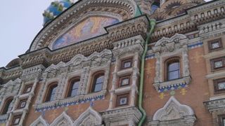 カラフルな屋根が可愛い