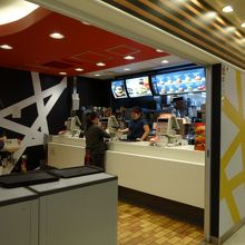 第1ターミナル4階のマクドナルド