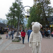 時おり、こうした着ぐるみを見かけました