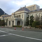 旧山口県議会議事堂と合わせて観覧