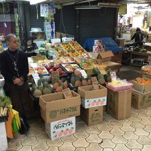 1月中心に期間限定のタンカン 4個入り 500円