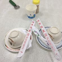 これから始まる食事に胸も弾みます