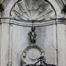 小便小僧「ジュリアン君」