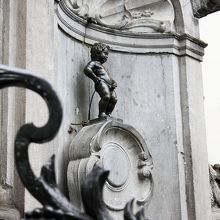 思ってたよりずっと小さい「小便小僧」