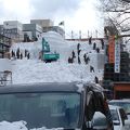 雪まつり準備中
