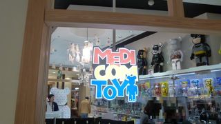 小熊型ロボットのキャラクターが人気のようです。