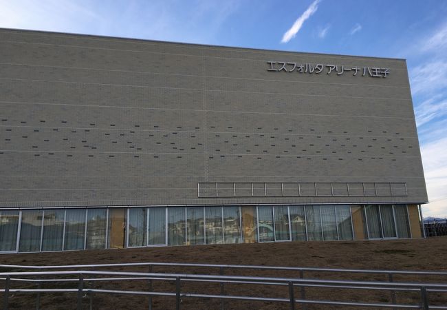 真新しい体育館