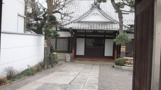 移転してここへ。