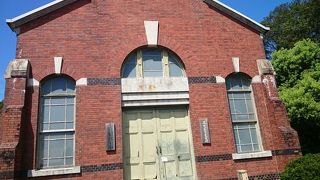 赤レンガの変電所