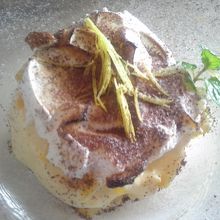 デザートにティラミス♪ふんわりフワフワ♪とろけるお味♪