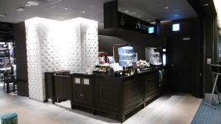 伊勢丹 羽田ストア (メンズ) ターミナル2