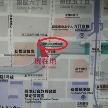 釆女橋公園の位置を記した地図です。釆女橋の北側にあります。