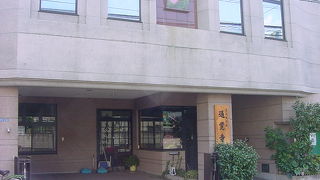 寺というより建物