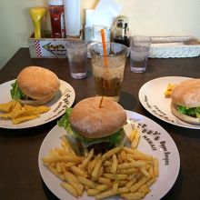 オリジナルバーガー単品＆アボカドバーガーセット