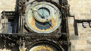 ものすご～く地味に動きます！