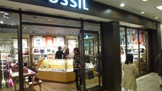 アメリカの時計や鞄を中心とするブランド