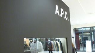 上品なヨーロピアンテイストのファッション