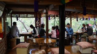 空飛ぶだんごのお店です