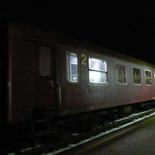 ２：電車に乗ります。車掌さんに行き先は事前に伝えましょう