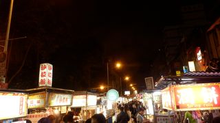 台北駅や中山からも近い