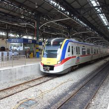 KTMコミューターの電車