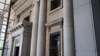 近代建築が遺されています