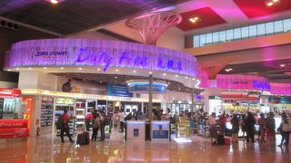 キングパワー デューティーフリー ショップ