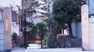 亀塚公園の近くです