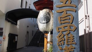 たくさんの羅漢様のお寺