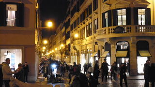 高級ショッピング通り