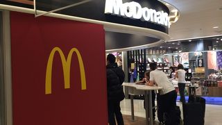 座席は少ないが便利