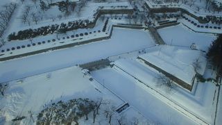 無料ですが公園を散策という気分ではなかったです