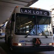 LAX Shuttleでお安く移動