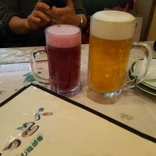 赤いビール