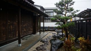 今では観光客の休憩所