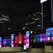 丸の内駅舎のライトアップ