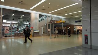 め、目立たない・・・・