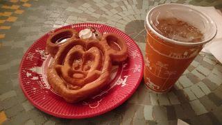 ミッキーのかたちのワッフル