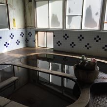 鶴丸温泉の浴場