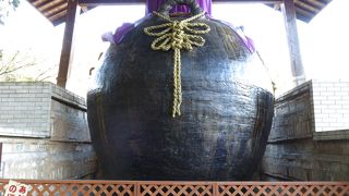 ギネス認定の陶器でできた茶壷