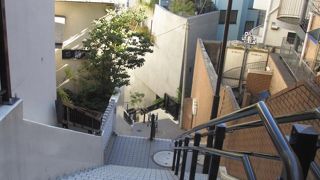 坂という名ですが男坂同様に階段です