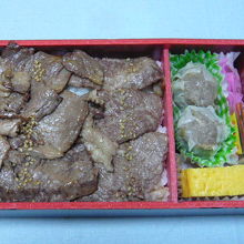 米沢牛カルビ弁当