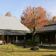 静かな山間の温泉