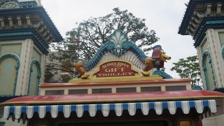 屋根の上にも注目