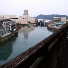 堀川資料館の2階から眺めた堀川運河です。