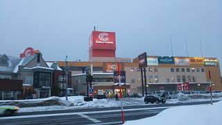 マエダを中心とした青森市内南西部に位置する大型ショッピングモール