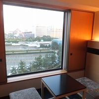 ディズニーシーの火山が見えました。