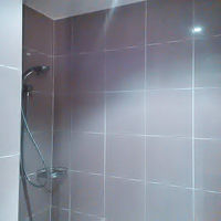 シャワーブースもあります