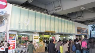 爆買いツアー御一行が！